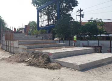 Dengan CMP, Konstruksi Jalan Layang Manahan lebih cepat 50 persen