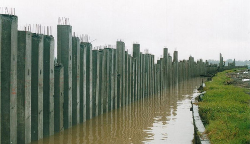 Pengerjaan Dinding Sungai Sei Kayan, Bulungan