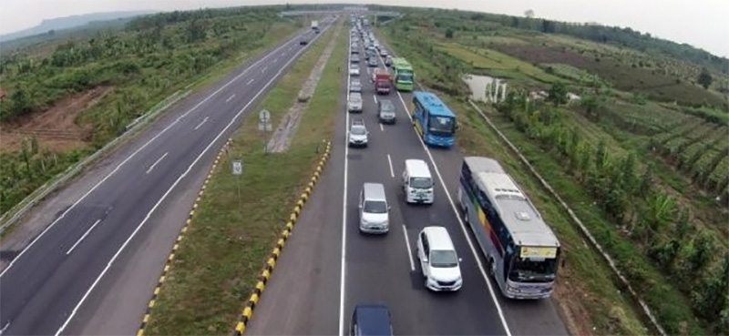 Pembangunan Overpass dan Jembatan Penyebrangan Orang di Jalan Tol Palimanan - Cirebon