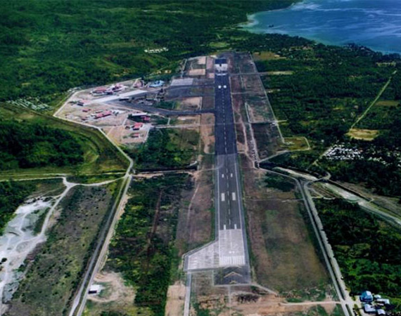 Pembangungan Sisi Landasan di Ambon